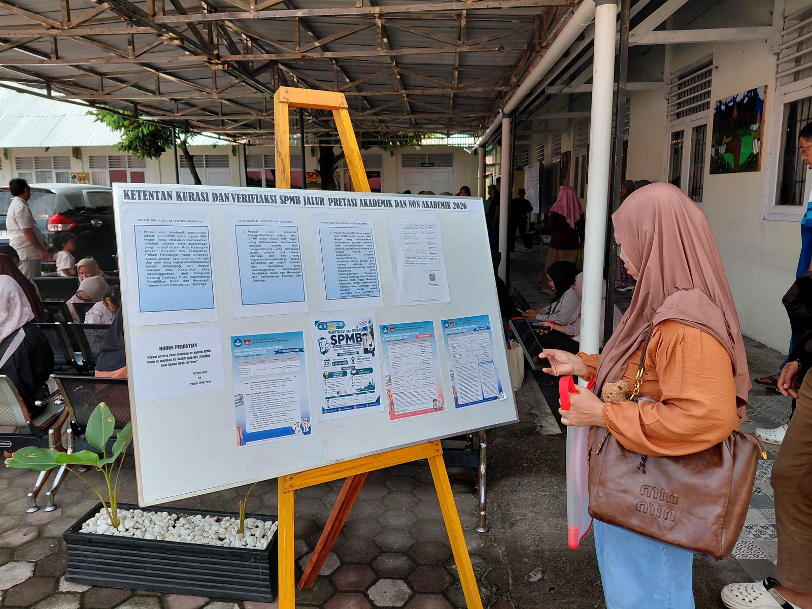 SPMB 2026 Dibuka 22 Juni, Daya Tampung SMP di Kota Padang Capai 15.586 Siswa