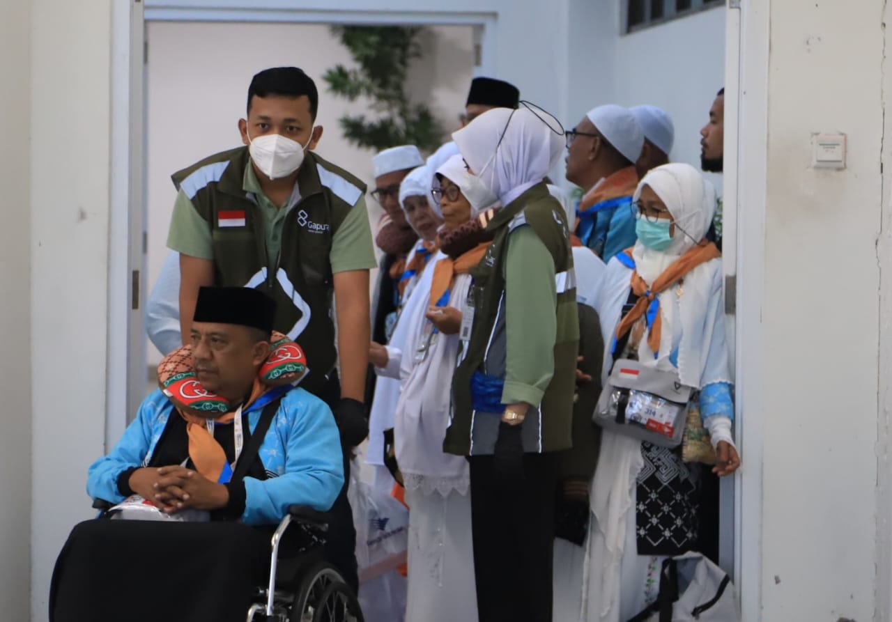 Kloter PDG 07 Tiba di Ranah Minang, Satu Jemaah Asal Bengkulu Dirujuk ke RSUP M Djamil Padang