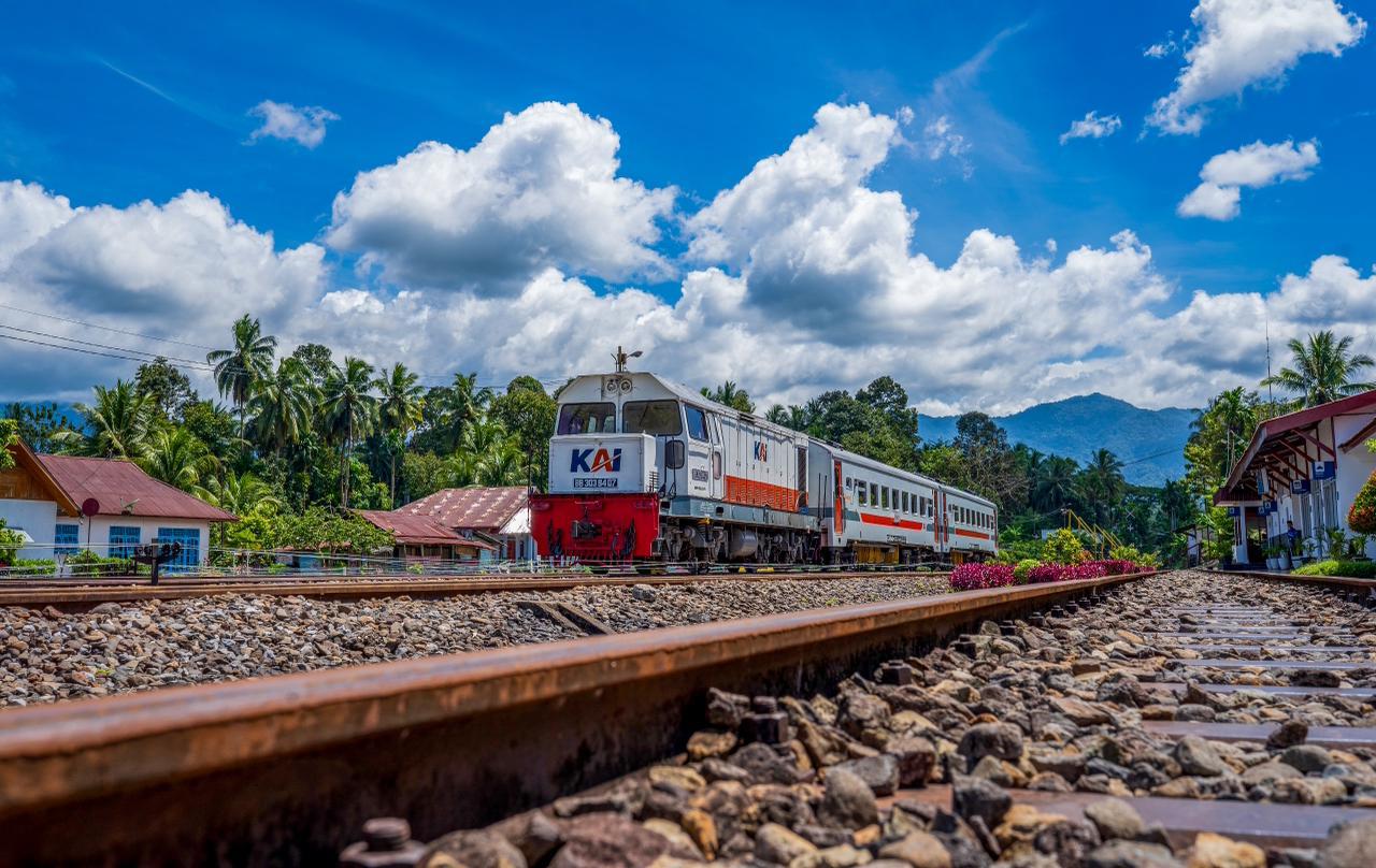 Libur Tahun Baru Islam, KAI Sumbar Sediakan 7.792 Tempat Duduk Kereta Lokal