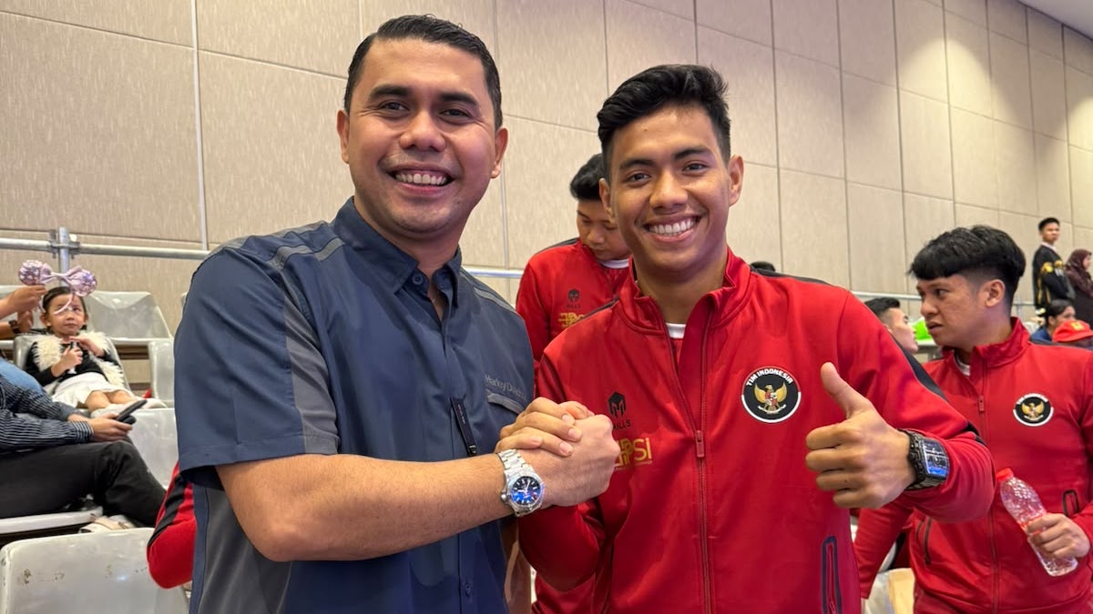 Sekum KONI Anandya Dipo Beri Dukungan Langsung Atlet Sumbar Berlaga di Kejuaraan Karate Asia