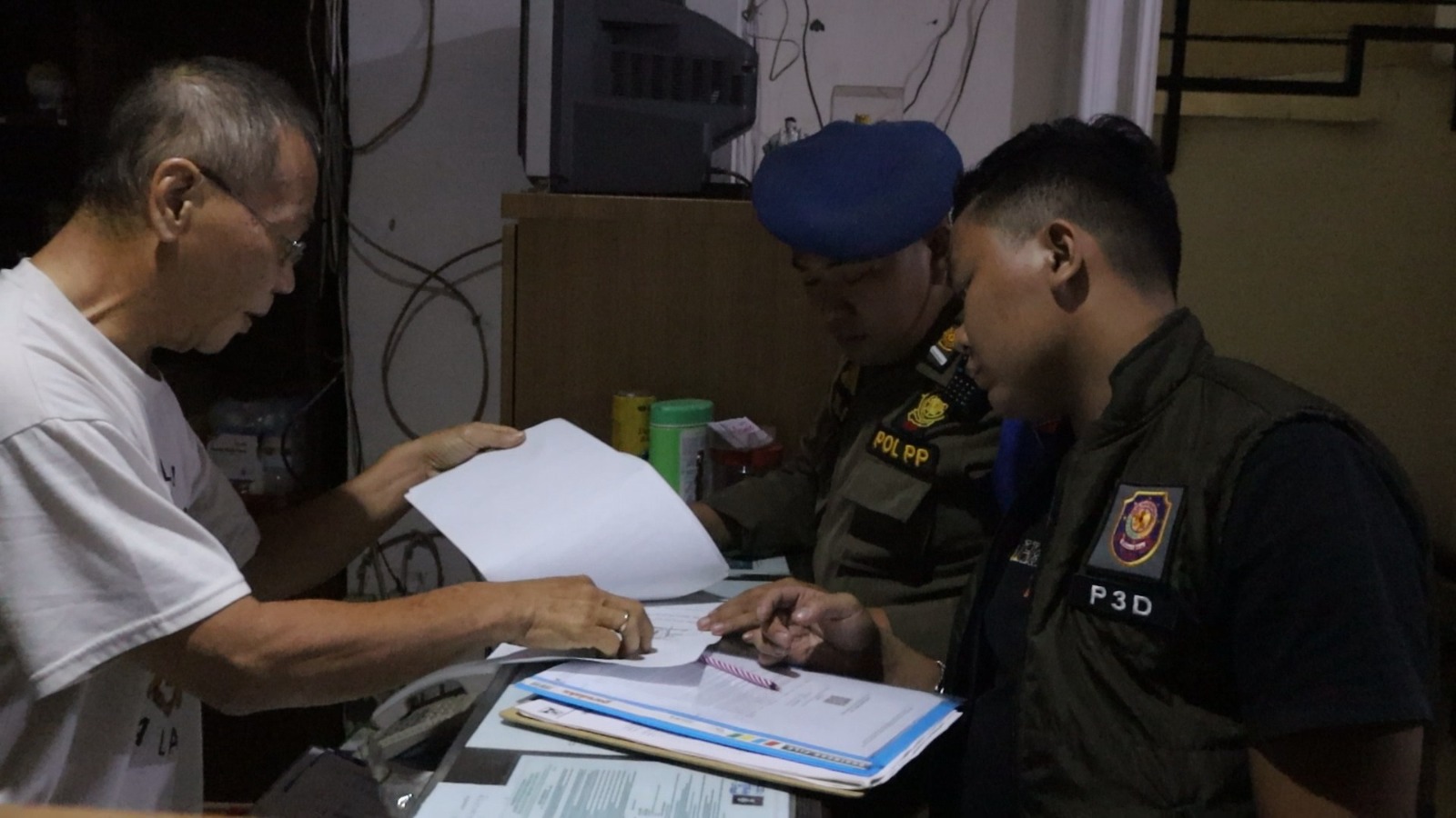 Satpol PP Padang Amankan 13 Orang Saat Pengawasan Kos-kosan, Dua Tempat Diduga Langgar Perda