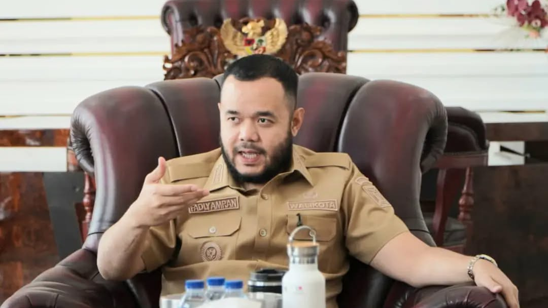Memoles Rumah Dinas Wali Kota Padang di Tengah Pemulihan Bencana