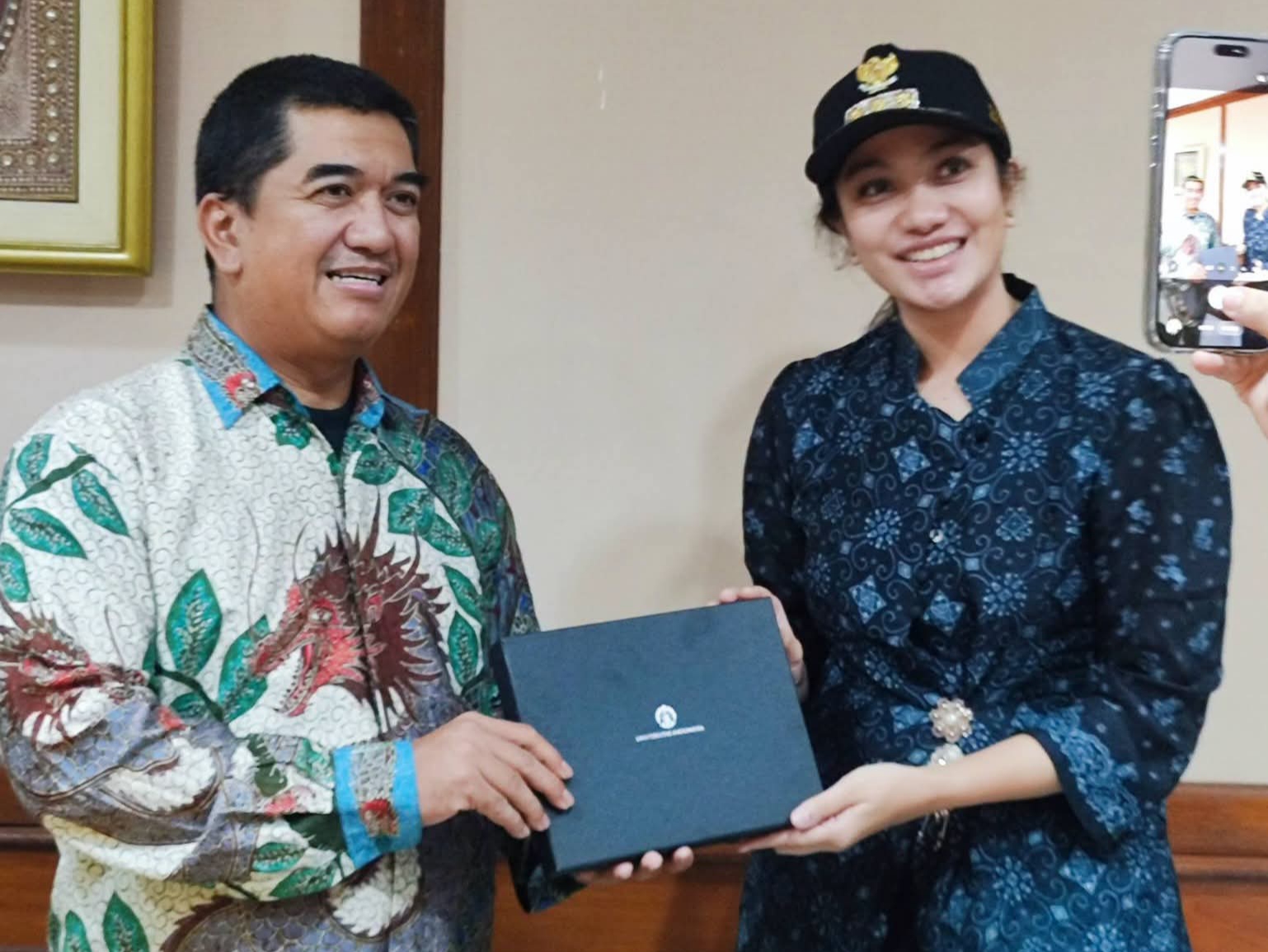 Bupati Annisa Jajaki Peluang Lebih Besar Anak Dharmasraya Masuk UI