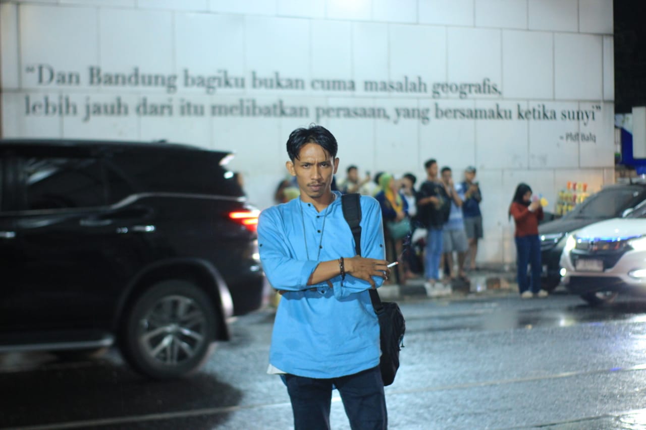 Lembaga-Lembaga Penjaga Demokrasi: Beringin Bonsai yang Sedang Memainkan Sandiwara Teater Pengawasan