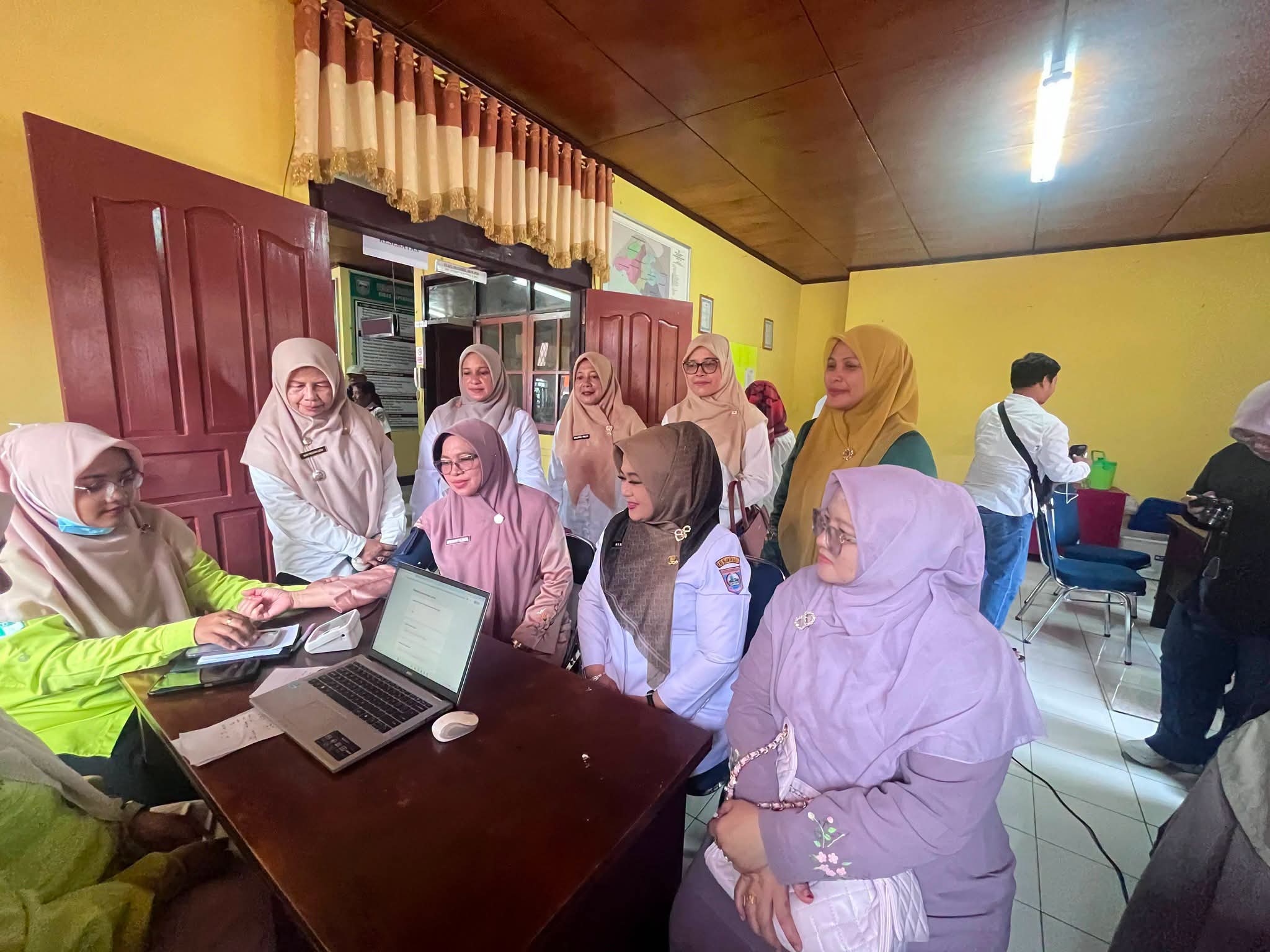 Pemkab Pasbar Hadirkan Pelayanan Terpadu di Kecamatan Talamau