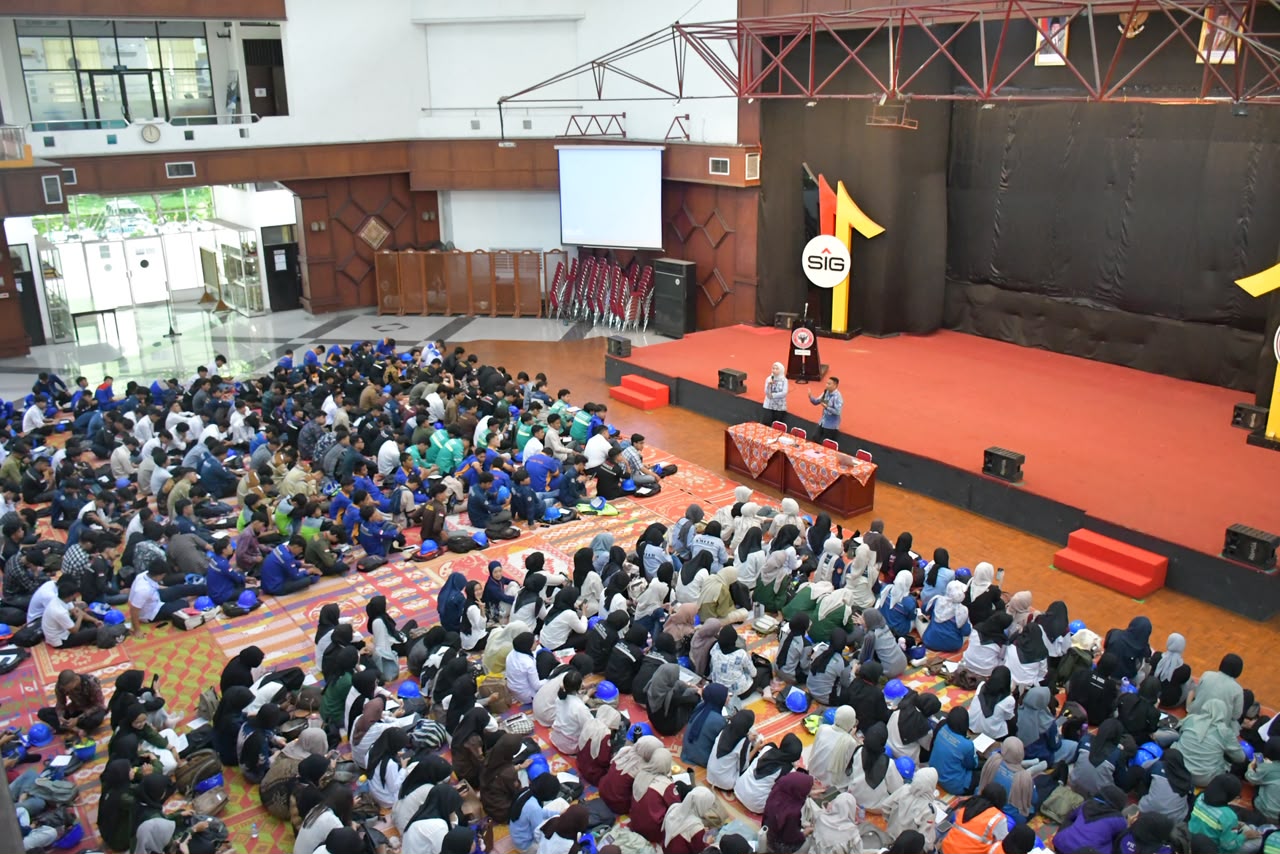 450 Mahasiswa dan Pelajar Ikuti Program Magang PT Semen Padang