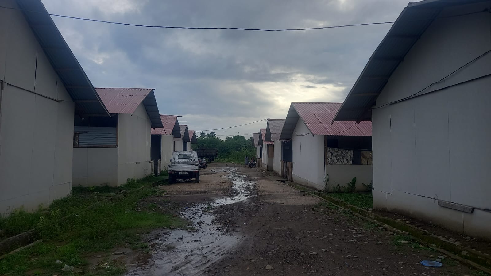 Korban Bencana di Huntara Kapalo Kota Padang Pertanyakan Kepastian Huntap