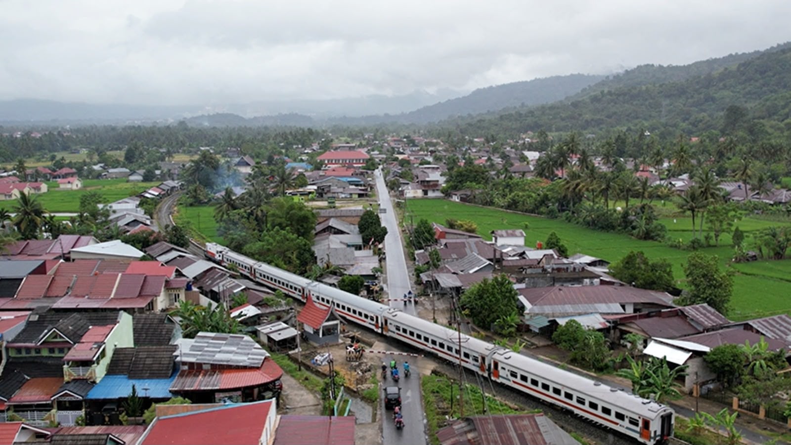 Rel Sumbar Dinilai Strategis Dukung Konektivitas Pulau Sumatra, KAI: Potensi Pengembangan Masih Besar