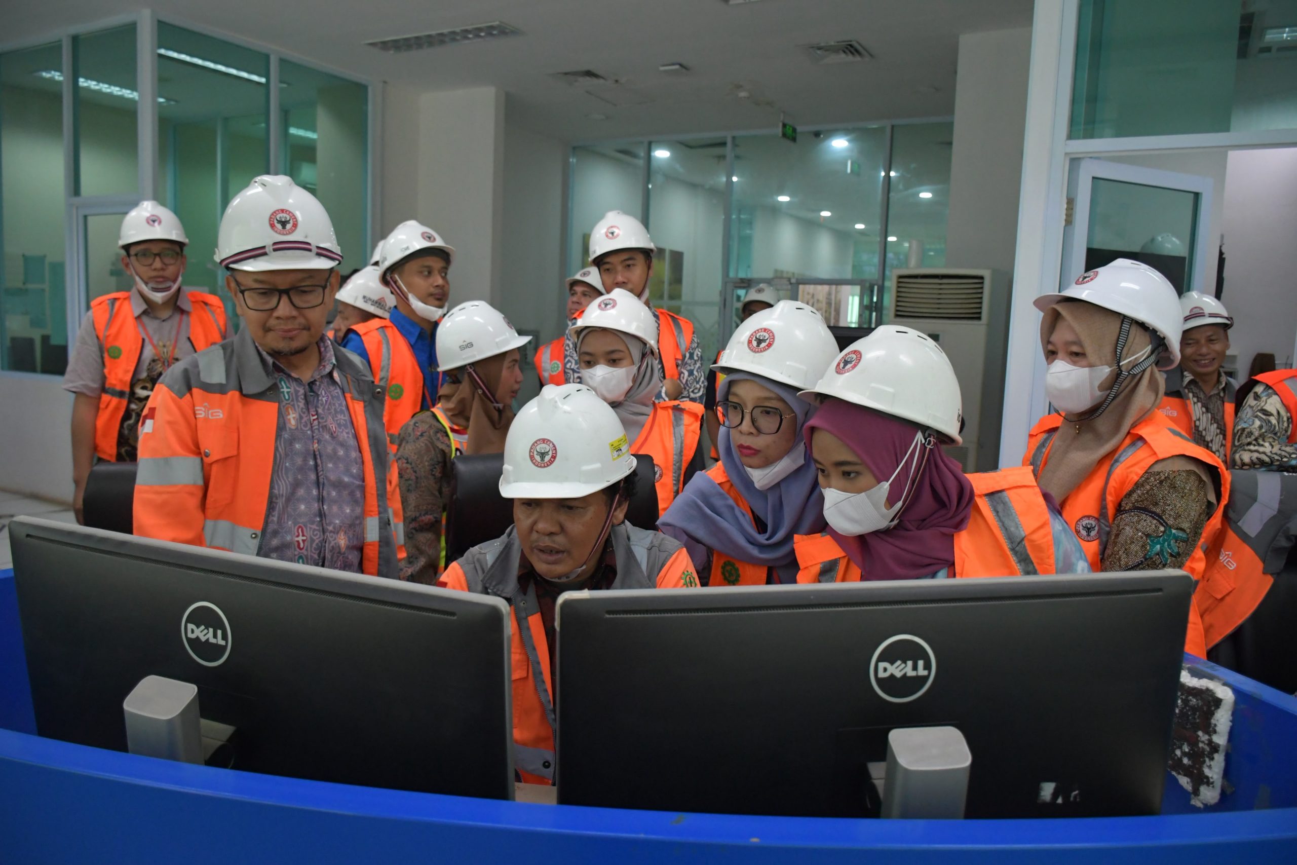 PT Semen Padang Terima Kunjungan Pusri dan Petrokimia Gresik, Perkuat Peluang Kolaborasi Bisnis