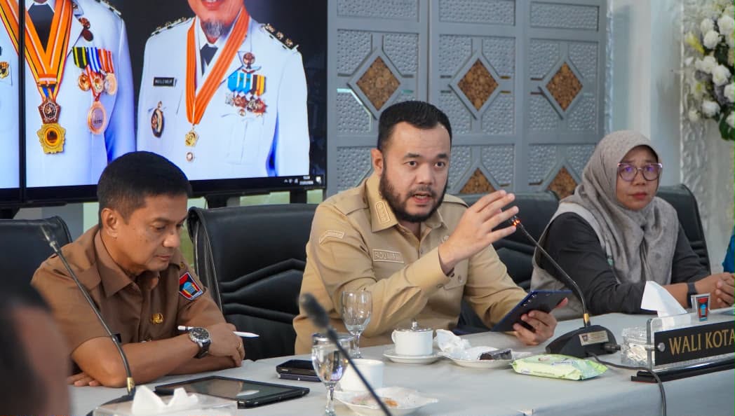 Budaya Pilah Sampah Masih Rendah, Wako Padang Kumpulkan Forum Bank Sampah