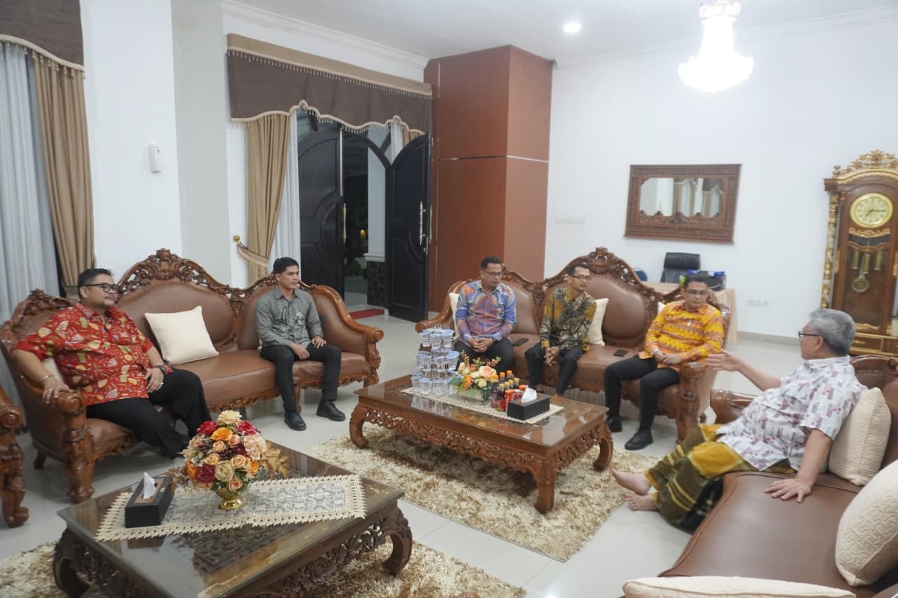Ketua DPRD Sumbar Dorong KPID Masifkan Literasi Media Generasi Muda, Perkuat Regulasi Penyiaran Lokal