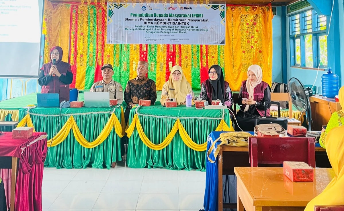 Dosen UM Sumbar dan Upertis Latih Kader ‘Aisyiyah Cegah Stunting di Daerah Rawan Bencana