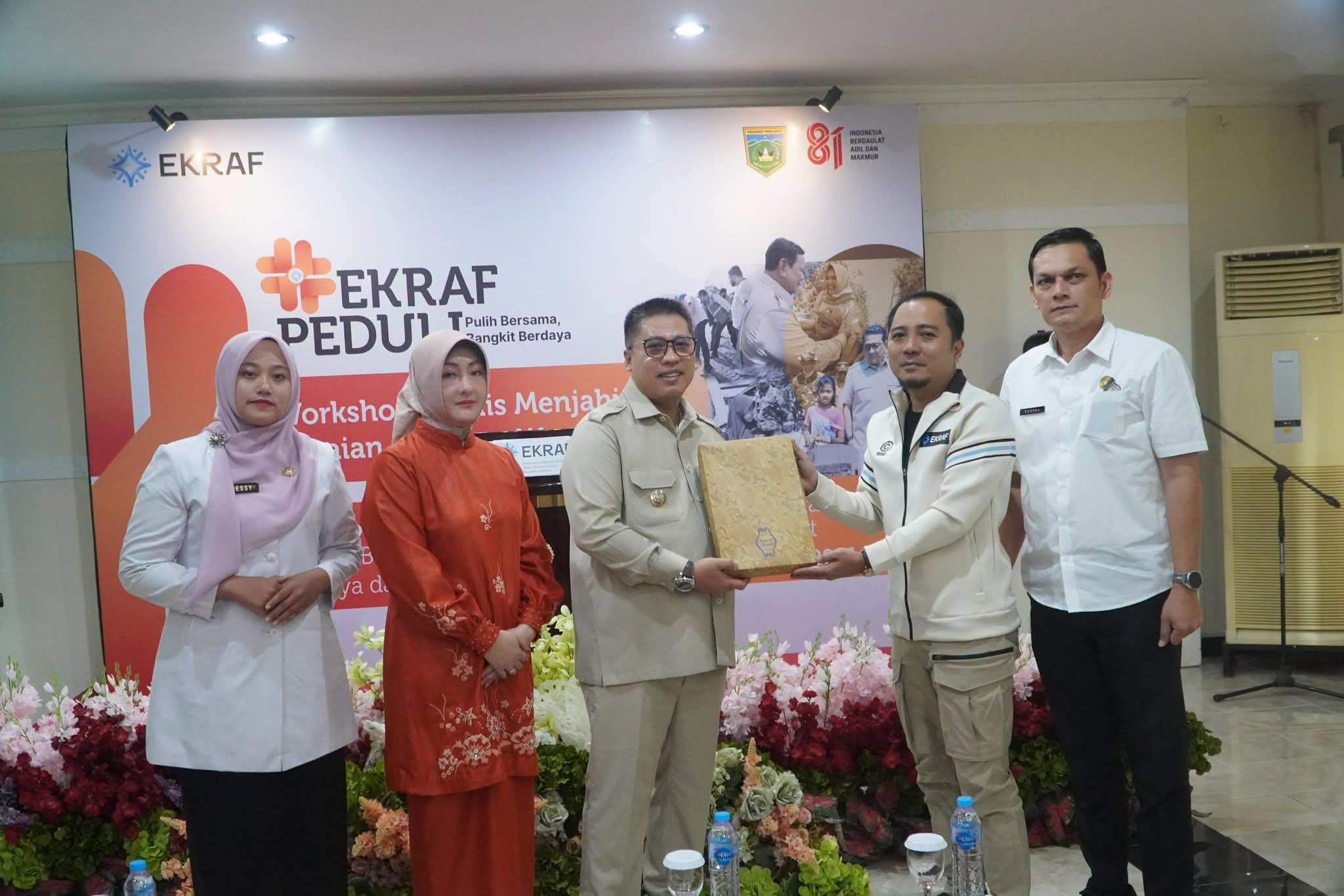 30 Pelaku Ekraf Padang Panjang Didorong Tingkatkan Daya Saing Produk Fesyen