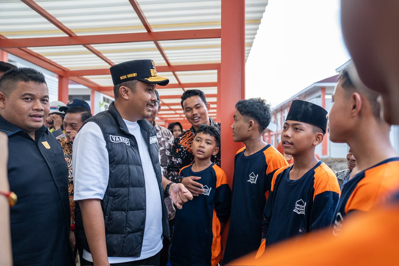 Siswa ke Wagub Vasko Pertama Sekolah Rakyat di Dharmasraya: Ada Komputer, Kamar Lebih Bagus