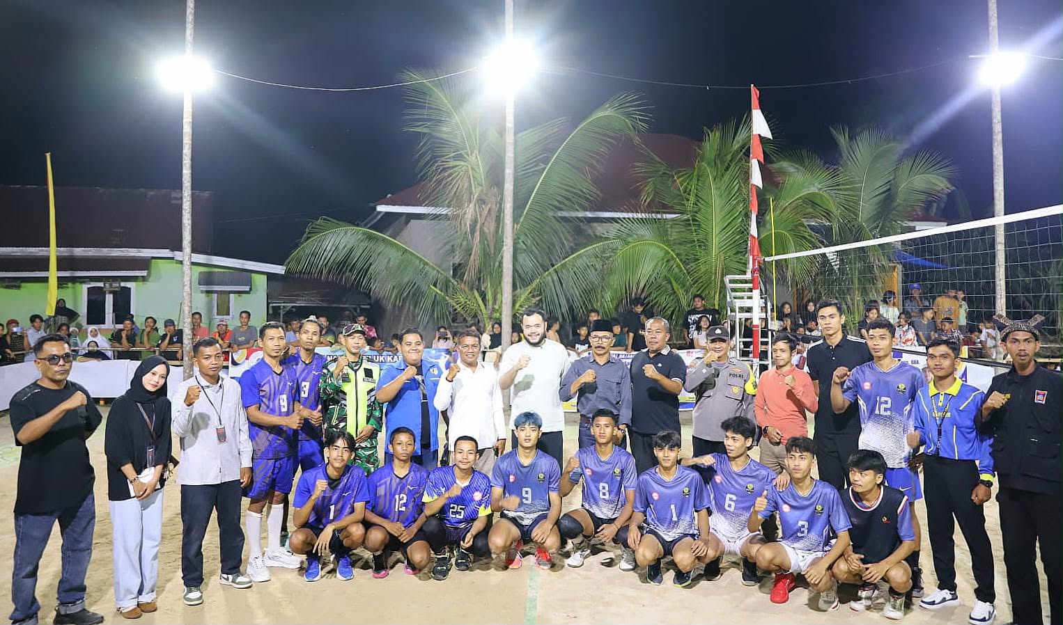 Fadly Amran Resmikan Turnamen Bola Voli Wali Kota Padang Cup 2026 di Teluk Kabung Utara