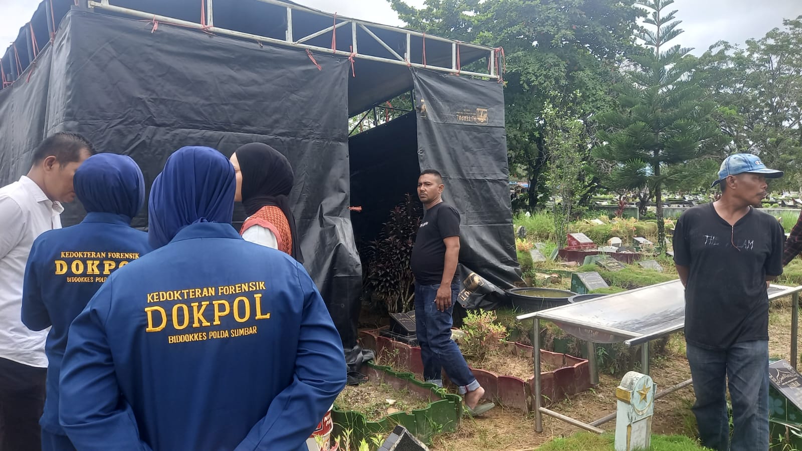 Polisi Kawal Ketat Proses Ekshumasi Jenazah Siswi SDN 33 Rawang