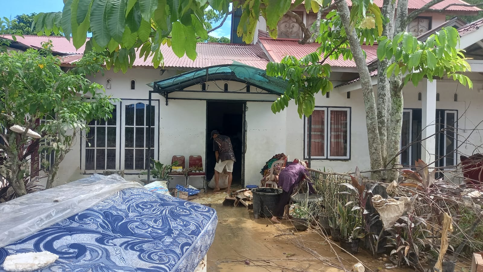 Cerita 3 Anak Panti Asuhan Putri Bungsu Terjebak Berjam-jam di Asrama Saat Banjir
