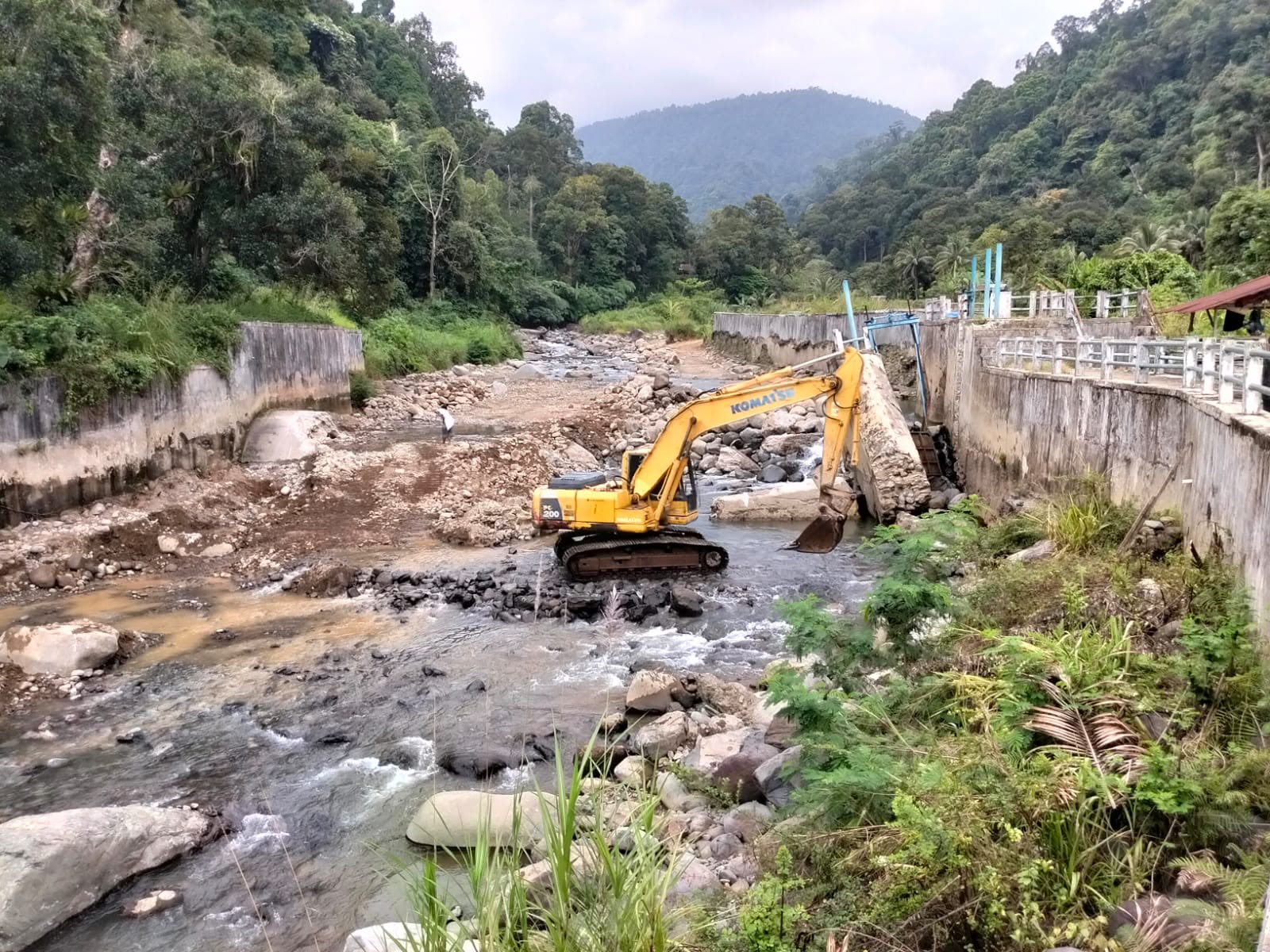 7 Paket Tender, Pemko Padang Mulai Rehab Infrastruktur Banjir