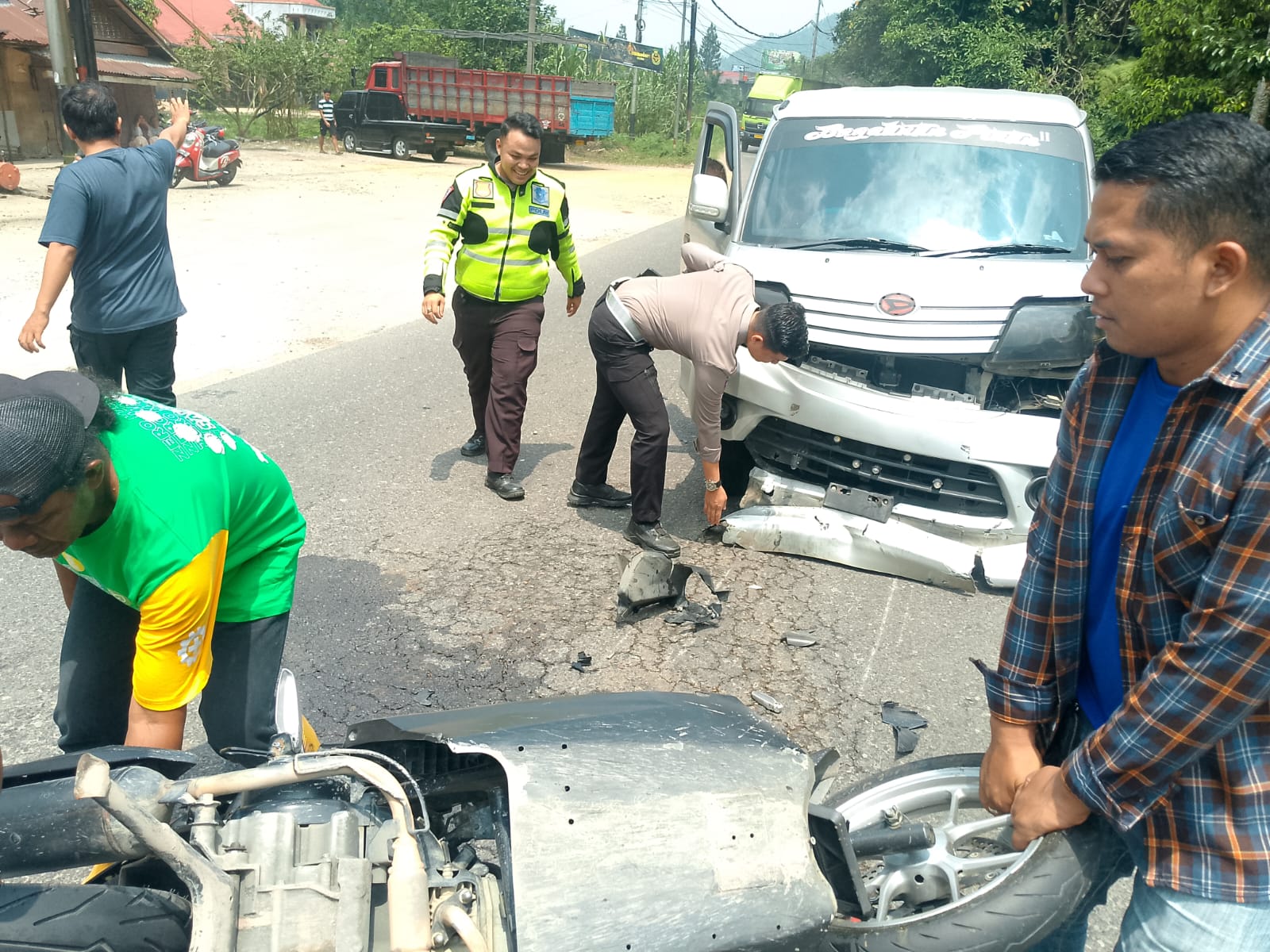 Mobil Selebgram Uni Enjel Kecelakaan di Limapuluh Kota, Mahasiswa Asal Pekanbaru Meninggal