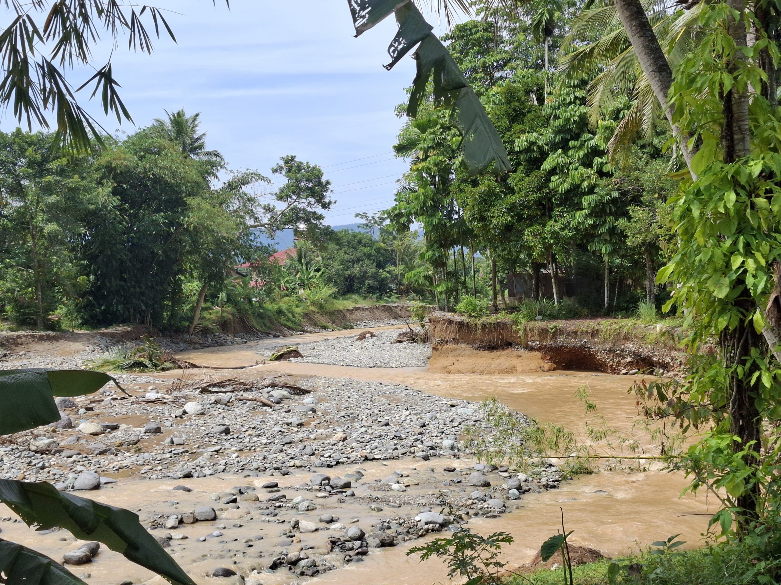 Debit Air Sungai Kawasan Lapau Munggu Sempat Kembali Naik