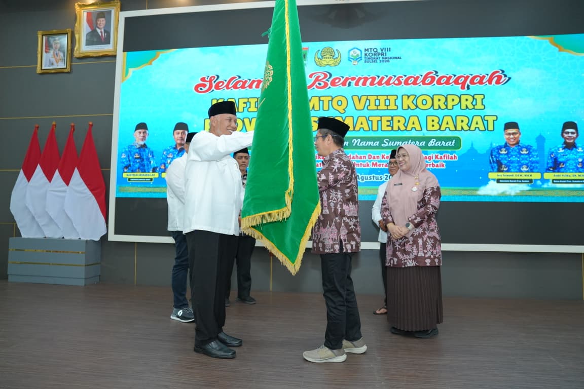Gubernur Sumbar Lepas Kontingen MTQ KORPRI, Target Pertahankan Juara Umum Nasional