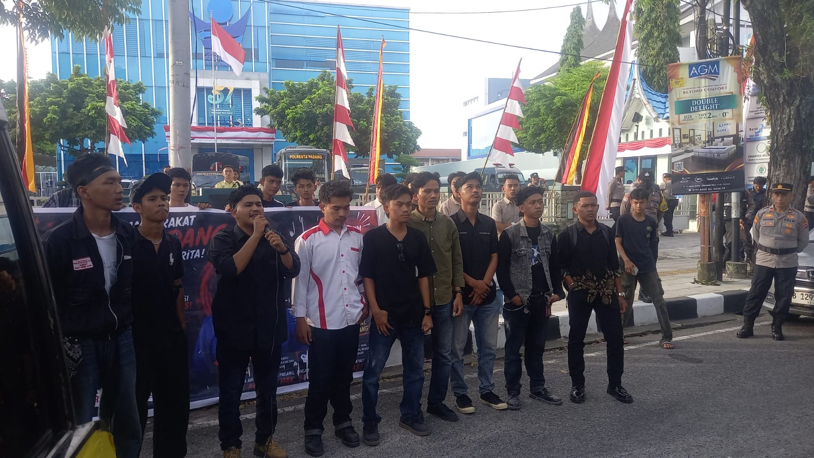 Tak Temui Massa Aksi, Dirut Perumda Air Minum Bakal Dilaporkan ke BPK dan Wali Kota