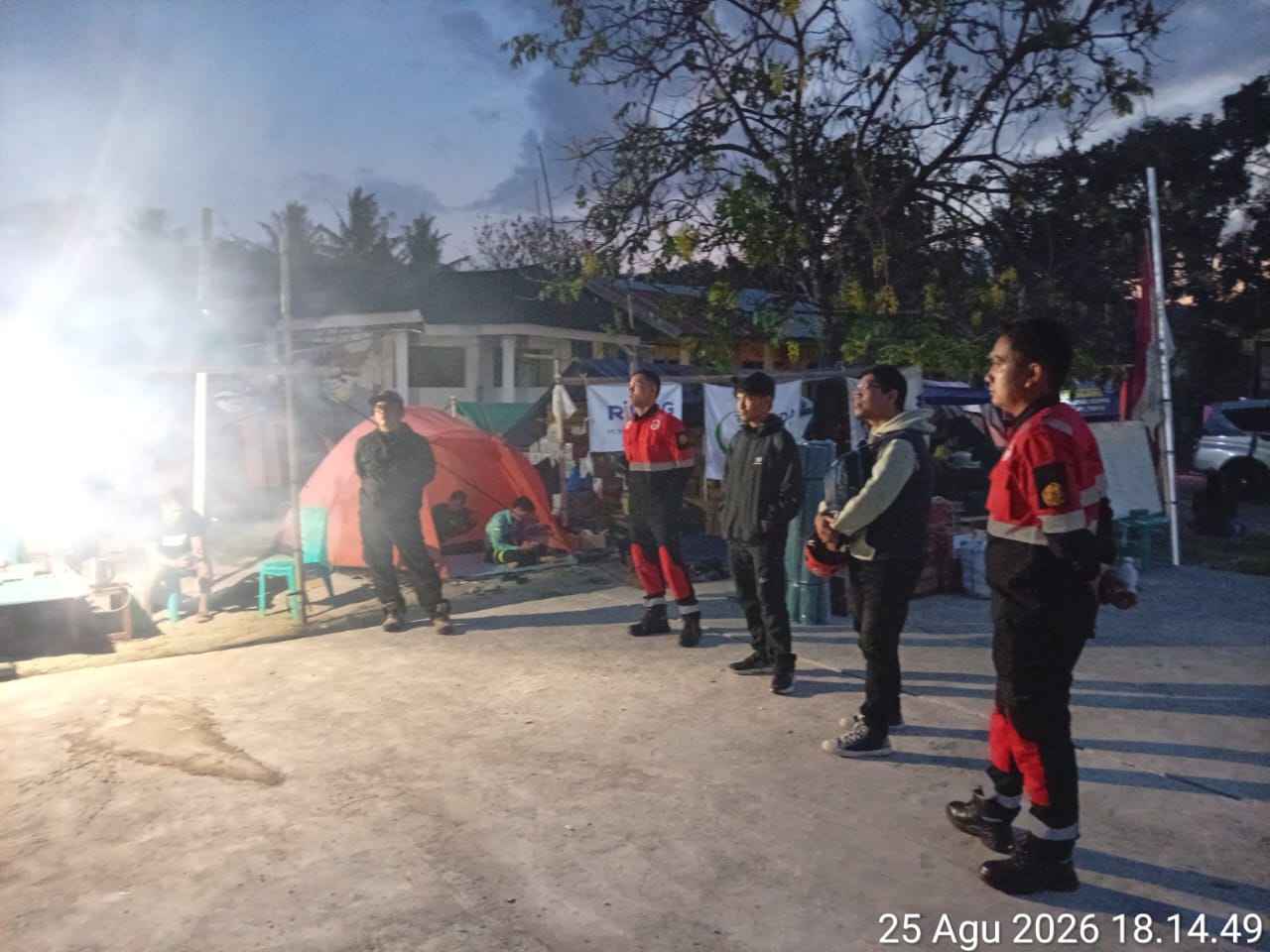 Bantu Korban Bencana, PT Semen Padang Berangkatkan Tim Kemanusiaan dan Logistik ke NTT
