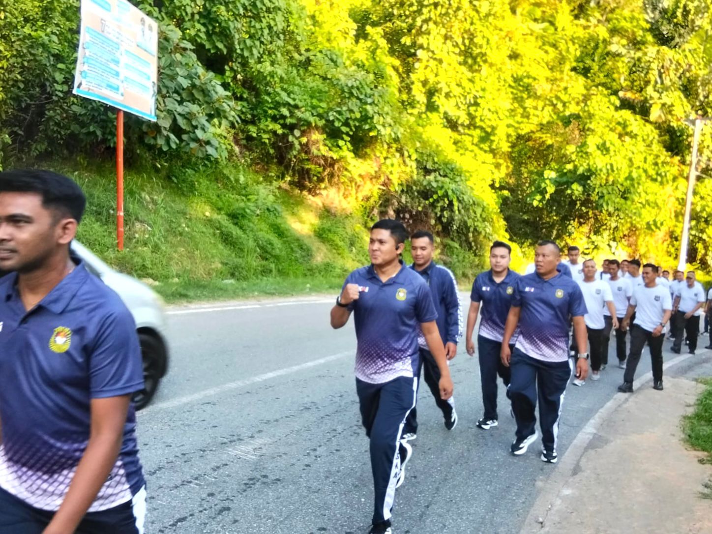 Jalan Kaki 8 Kilometer, Security KAI Divre II Sumbar Ditempa Perkuat Keamanan dan Pelayanan