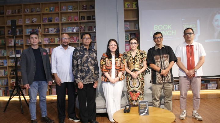 Peneliti AI Dini Fronitasari Luncurkan Buku Strategi Scale-Up Bisnis untuk Bantu UMKM Manfaatkan AI