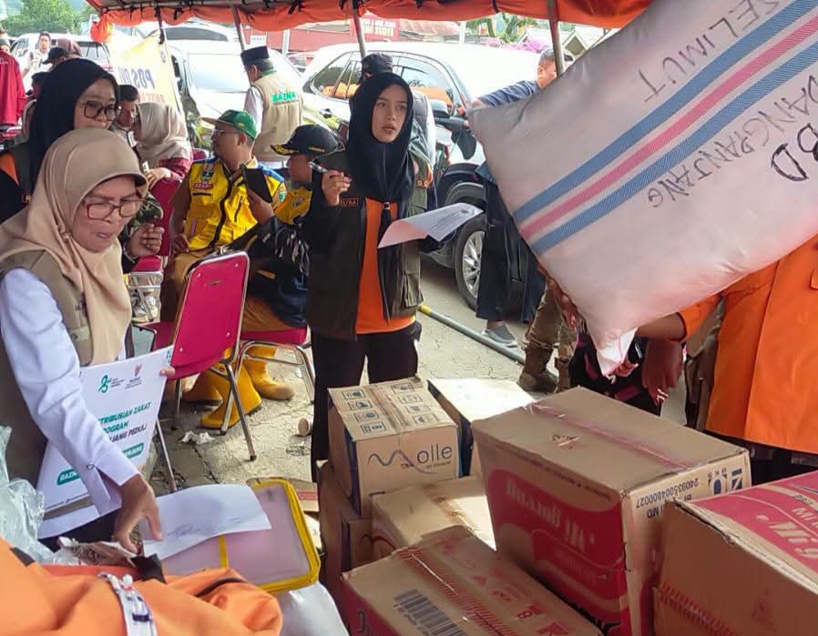 Pemko Padang Panjang Salurkan Bantuan untuk Korban Galodo Solok