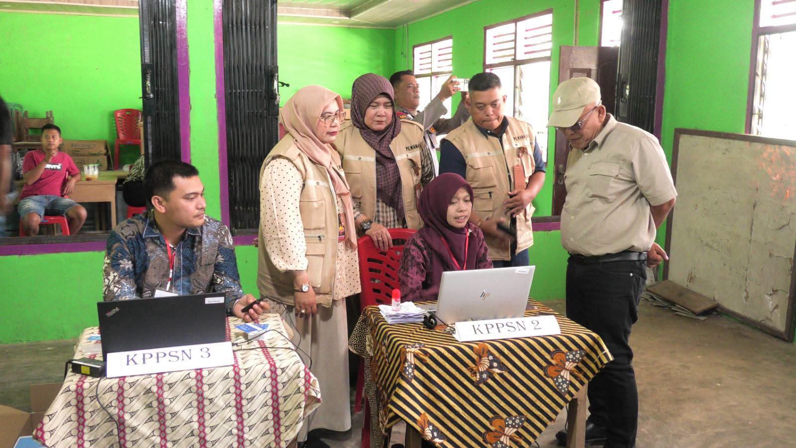 Bupati Pasbar Apresiasi Antusiasme Warga Ikuti Pilwana E-Voting