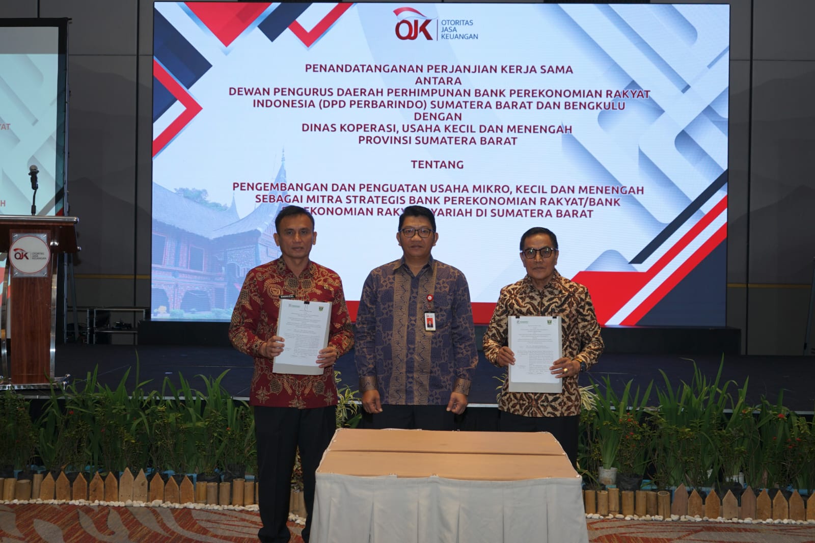 OJK Dorong BPR-BPRS Jadi Mitra UMKM, 740 Ribu Pelaku Usaha di Sumbar Jadi Sasaran