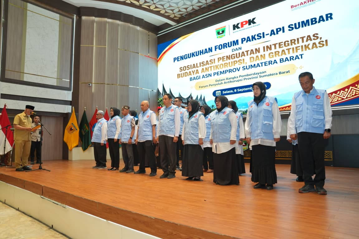 Gubernur Kukuhkan Forum PAKSI Sumbar, Perkuat Gerakan Pendidikan Antikorupsi