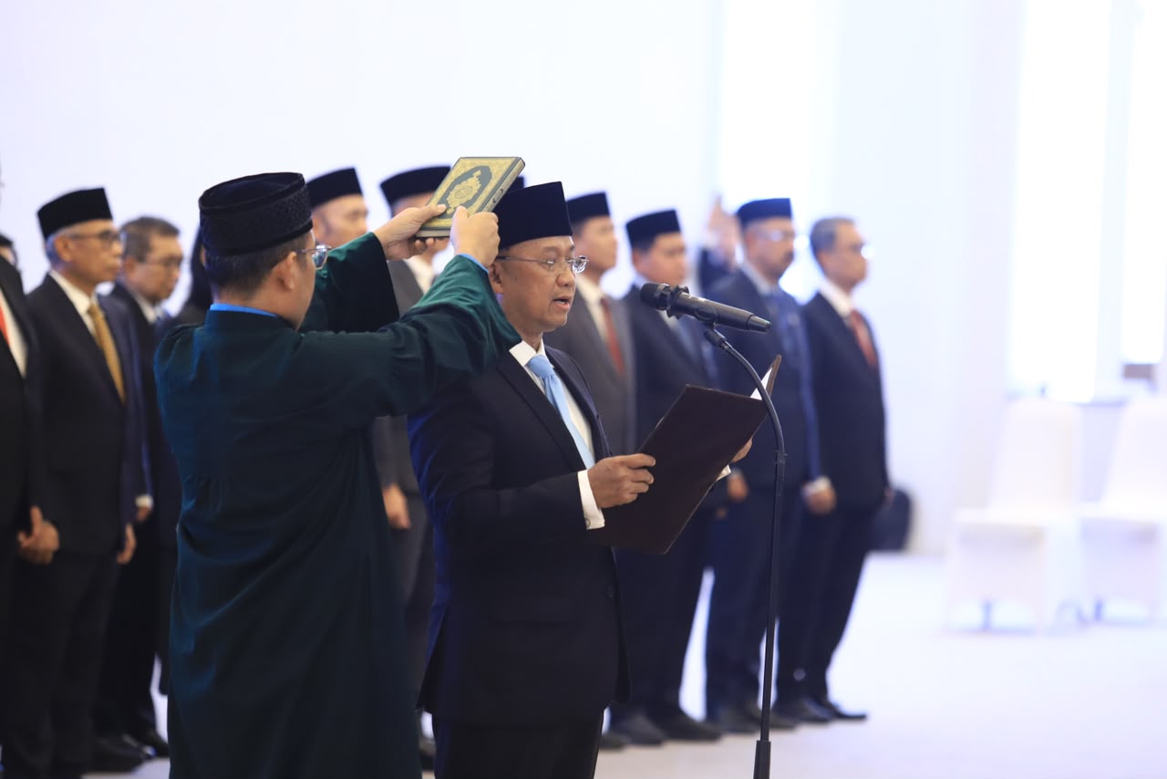 Sarjito Pimpin Pengawasan Bursa Mineral, OJK Bidik Indonesia Jadi Penentu Harga Komoditas
