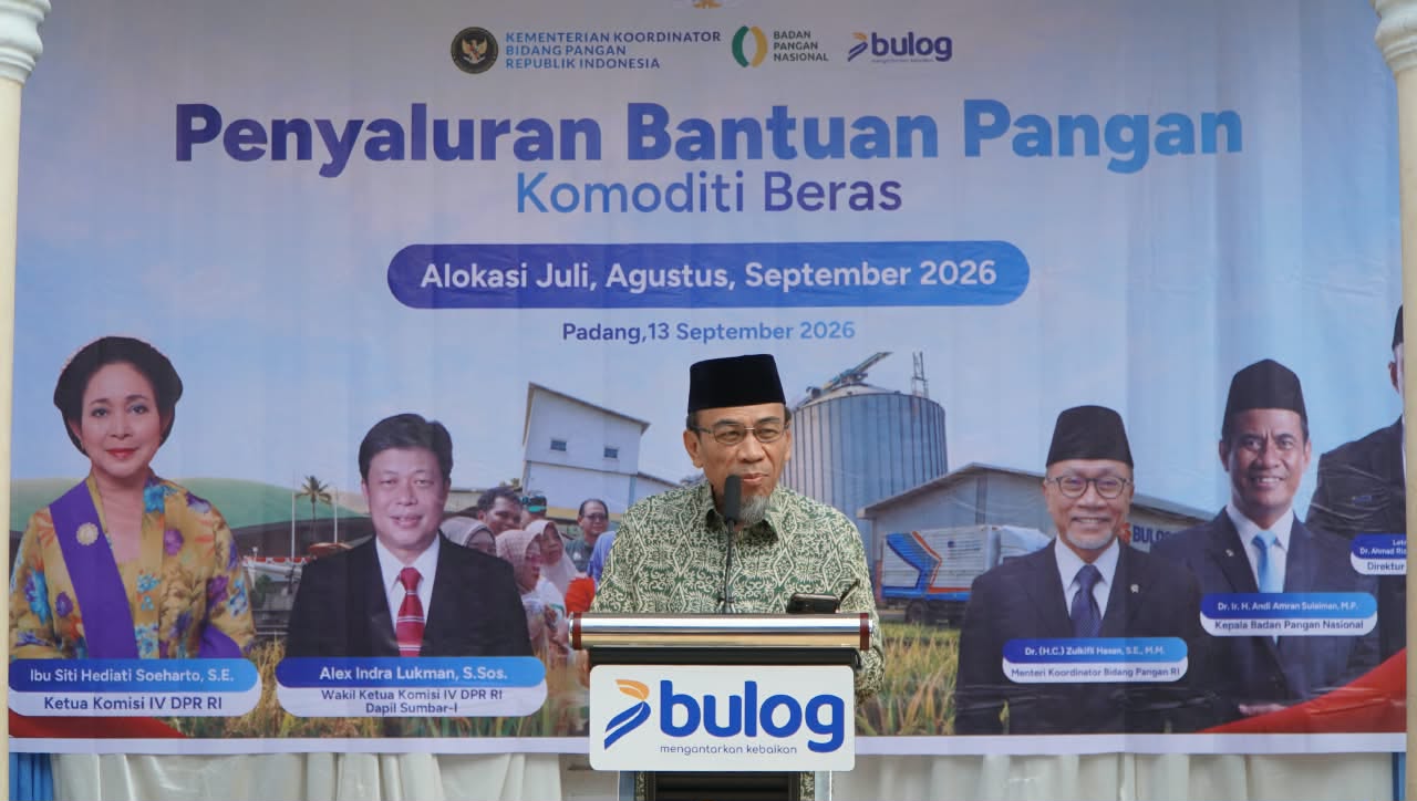 Wawako Padang Ajak Warga Manfaatkan Lahan Rumah untuk Urban Farming