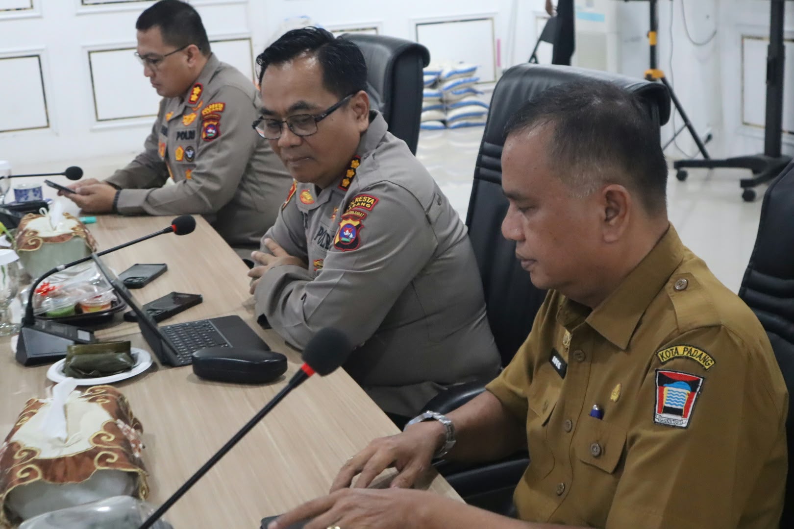 Tempat Hiburan Malam dan Peredaran Miras Jadi Sorotan di Padang, Polisi Gelar Rakor