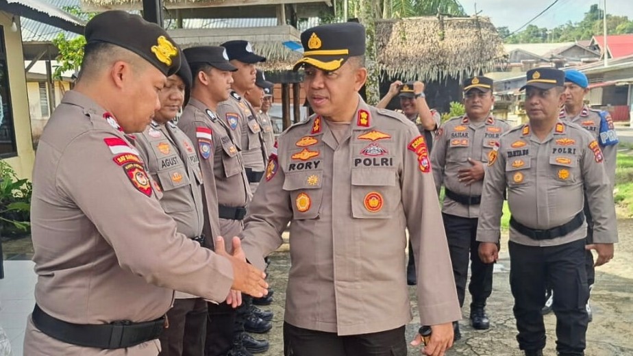 Kapolres Mentawai Bantah Keterangan Saksi Sidang Yogi “Starlink”: Internet Kami Pakai IndiHome