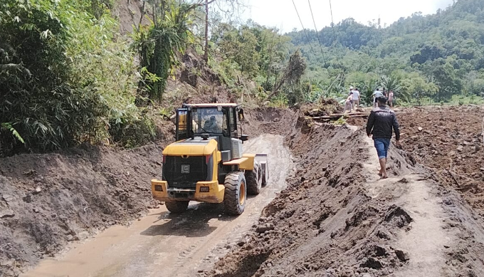 Kabupaten Pesisir Selatan Tetapkan Status Tanggap Darurat Usai Dilanda Banjir dan Longsor